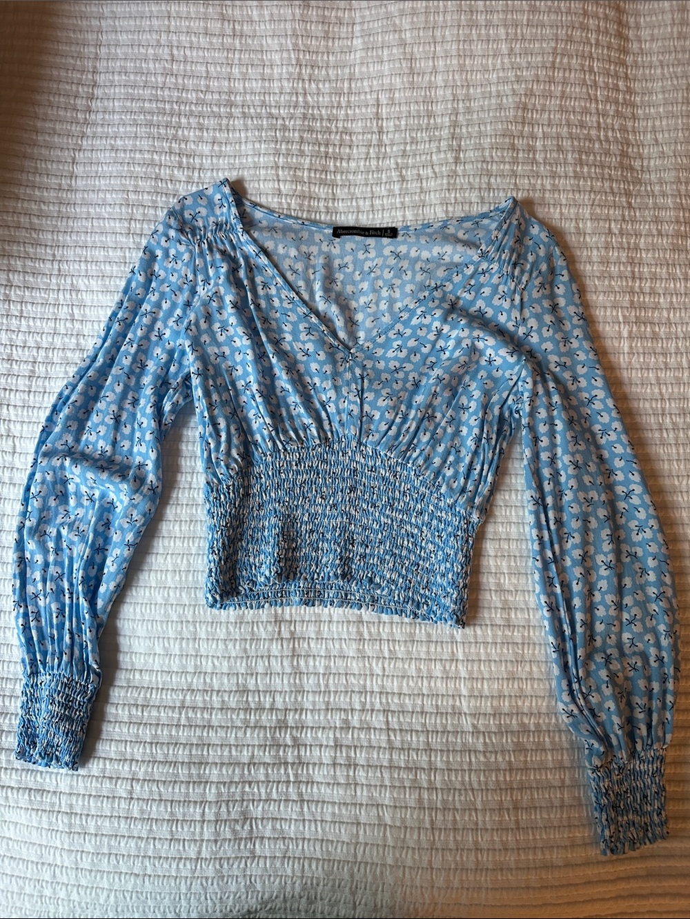 Abercrombie Light Blue Floral Smocked V-Neck Women's Top